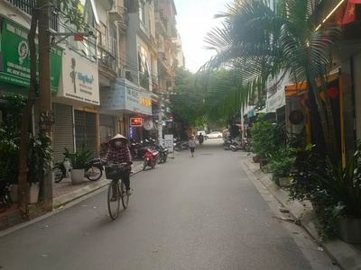 Bán nhà nguyễn văn huyên, phân lô, ôtô tránh, kinh doanh, 48m2 mt rộng giá chỉ 16 tỷ 4