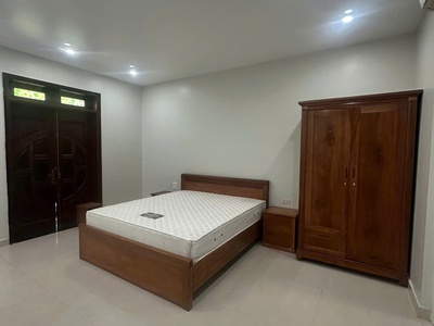 Cho thuê nhà 4 tầng, 5 phòng khép kín . Phù hợp chuyên gia ở , văn phòng , spa ,dạy học ...tại Văn C 1