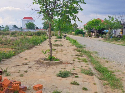 Chính chủ cần bán gấp lô đất siêu đẹp gần trường cấp 3 trần quốc tuấn - thị trấn đắk hà - tỉnh kon 3