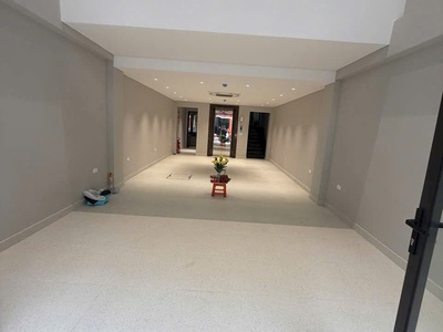 Cho thuê nhà 85m2 8 tầng đường dương khuê, cầu giấy, làm văn phòng, kinh doanh 0