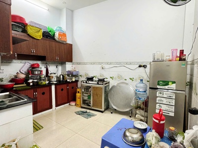 Bán nhà phường bình trị đông 48m , 4 tầng, hẻm xe hơi 6m, giá 5.45 tỷ sh r 3