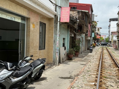 Siêu phẩm mặt ngõ thông trần nguyên hãn, buôn bán kinh doanh phù hợp nhất là buôn bán thuốc   thiết 0