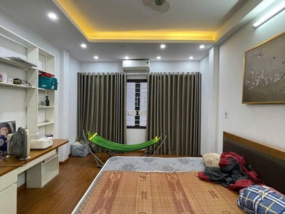 Ban nha ngo pho bach dang hai ba trung ha noi 2