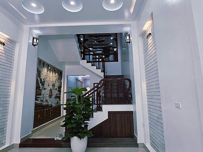 Bán nhà 4 tầng mặt phố Cao Bá Quát, Đông Nam Cường, TP HD, 72m2, mt 4m, 5 ngủ, 6.5 tỷ 2