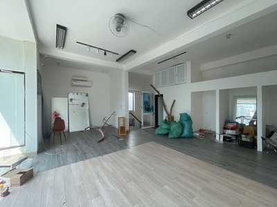 Cho thuê nhà mặt tiền nguyên căn đường hải phòng ga đà nẵng ngang 7m giá tốt 7