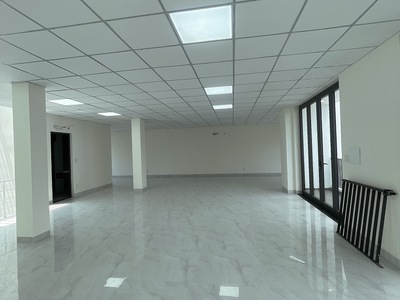 Cho thuê nhà mặt tiền đường lê đình thám hải châu đà nẵng 3 tầng ngang 13m giá tốt 3