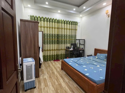 Nhà hẻm Bình Thành, Bình Hưng Hòa B, dt 56m2 3 lầu 4pn 4wc giá 5 tỷ 4