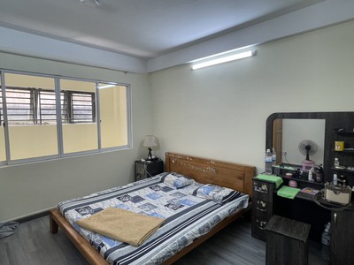 Quận 5 - Nguyễn Chí Thanh - Mới kính cong 40m2, 4 tầng, 3 bước ra mặt tiền. 3