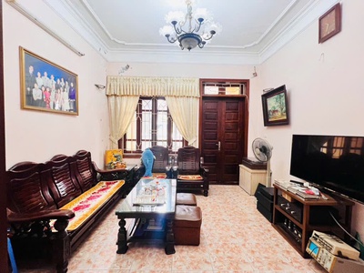 Lạc Long Quân 66m2 x 5 tầng - Ngõ ô tô tránh nhau - Ô tô vào nhà - Cách mặt phố 5M. 1