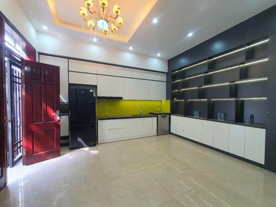 Nhà đẹp ở ngay, 20m ra ô tô, mặt tiền quyền lực, cực gần chợ, 1ph30s ra trường thcs đại mỗ 0
