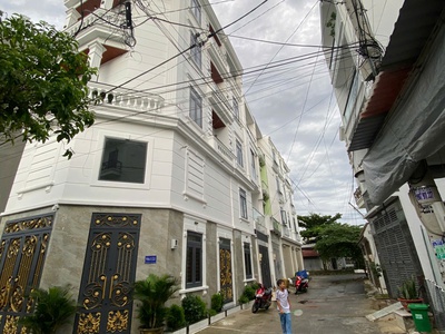 25.  sale 3,6 tỷ ,   khu nhà 48 phòng vip- tx24 khu đẹp- 465m2 đất đang xây lỡ dỡ - còn 17,9 tỷ 2