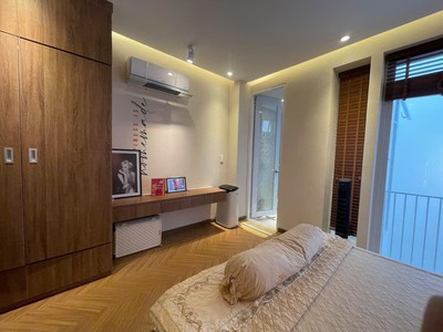 Giảm 1 tỷ bán nhanh nhà 6 tầng, dtsd: 68m2, full nội thất, có thang máy 650kg, kdc đồng 4