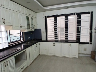Bán nhà đào tấn, ba đình, lô góc 2 thoáng, 30m2, 6 tầng, mt 4m, chỉ 7.39 tỷ 0