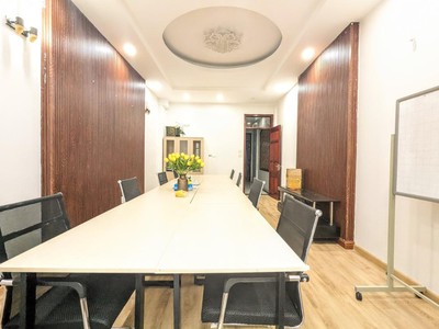 Hoàng văn thái tòa tháp 67m thịnh vượng, thang máy, view hồ 1