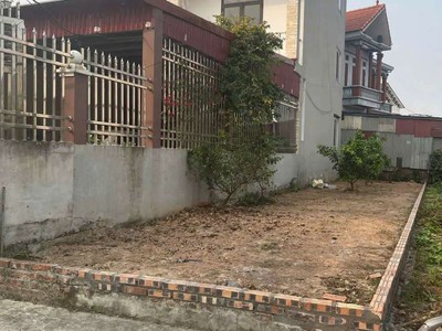 100m ấp quan tt quang minh gần bìa làng,giá 3x đầu tư,mt 5,2m giá đầu tư 3