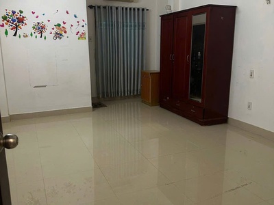 Cho thuê nguyên căn nhà mặt tiền đường mạc đĩnh chi, phường tân tiến, tp nha trang cần cho 3