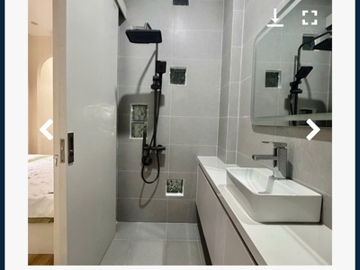 Toà khách sạn 6,5 tầng hiện đại, ngũ hành sơn, gần trung tâm chính quận, đi bộ vài phút ra bãi 3