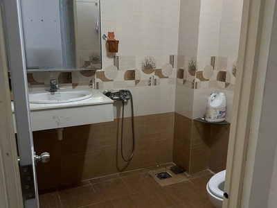 Cho thuê nguyên căn nhà mặt tiền đường mạc đĩnh chi, phường tân tiến, tp nha trang cần cho 4