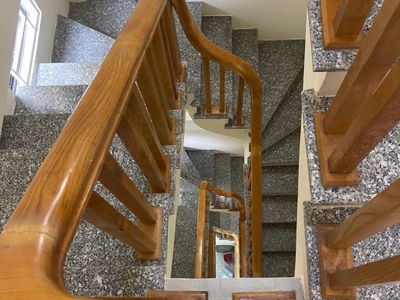 Nhà đẹp phố mỹ đình   nam từ liêm, 31m2, 5 tầng nhỉnh 5 tỷ. gần phố   nhà xây kiên cố   ngõ nông 2