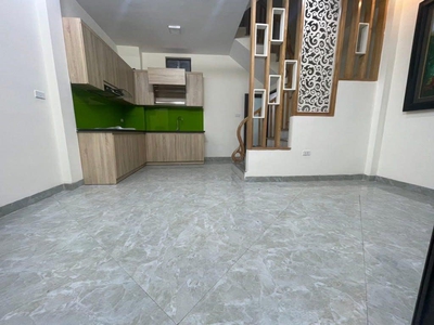 Nhà đẹp phố mỹ đình   nam từ liêm, 31m2, 5 tầng nhỉnh 5 tỷ. gần phố   nhà xây kiên cố   ngõ nông 0