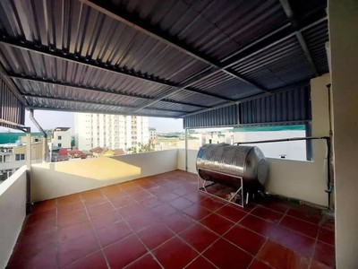 Bán nhà  lĩnh nam 33m2.  6 tầng. mặt tiền  4.1m. giá  7.4 tỷ hoàng mai hà nội 4