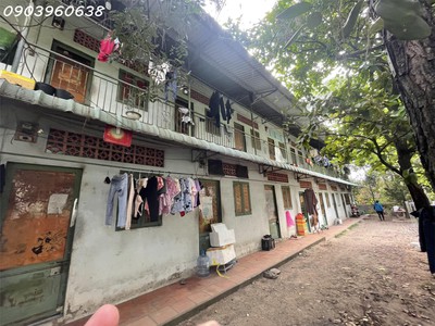 45. hot- 1000m2 đất mặt tiền q.lộ 1a - đối diện khu đh nông lâm , cách ga metro thủ đức chỉ 300m - 4