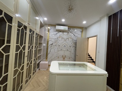 Bàu cát   hxh đỗ   nhà 4 tầng   ngang 5m   50m . chỉ 5.8 tỷ 1