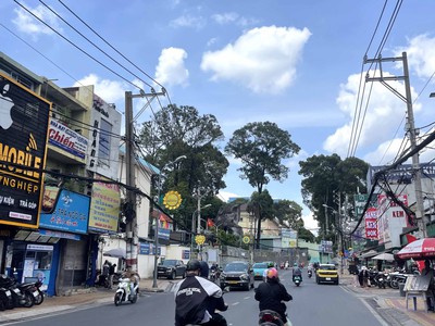 Siêu hót  bán nhà mặt tiền gần metro thủ đức   vip bình thọ- ngang 9m   thuê 30tr/tháng   sổ hồng 3