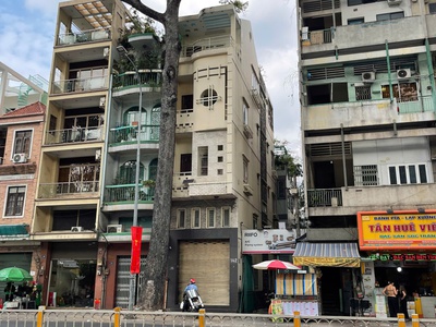 Cho thuê nhà mặt tiền đường nguyễn tri phương, p.9, q.5 - 50 triệu/tháng  3.7 x 13.8m 0