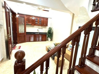 Cho thuê nhà ngõ 56 minh khai, 4 tầng x 33m2, 3 ngủ, 12 triệu full đồ 3