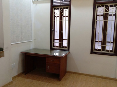 Cho thuê nhà phúc lai, đống đa, 5 tầng x 40m2, 4pn làm vp, kdon, ở gđ, 16 triệu 4