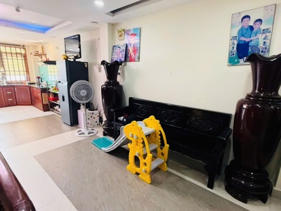 Khu phân lô vip   gần âu cơ   5 tầng đẳng cấp   ngang 4m2. nhỉnh 10tỷ tl 4