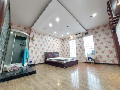  mặt tiền vip   phạm hùng gần nguyễn tri phương   4 tầng   5x15m   chỉ 14.5 tỷ  2