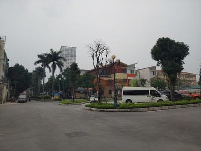 Biệt thự kinh doanh 200m2 mặt đường 39m tại tân tây đô  0915458886 3
