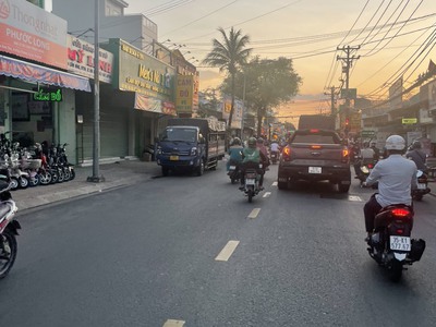 Nhà mbkd mt nguyễn ảnh thủ  8x25m    p. hiệp thành, q12   giá chỉ 26 tỷ 2