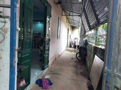 Bán nhà dĩ an 200m2,đường nhựa 3 ô tô,sổ hồng riêng,giá cực rẻ 3