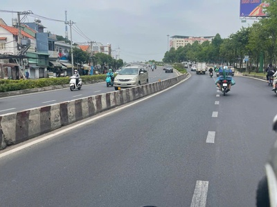 Bán nhà mặt tiền tô ký   dt 6.3x60m   2 lầu kiên cố   giá chỉ 16 tỷ tl 0