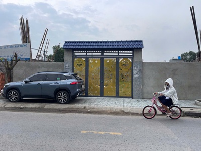 Đất siêu hiếm mt huỳnh thị na   dt khủng   gần ngã ba đông quang 4