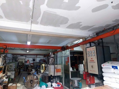Bán nhà xưởng  14x25  đúc suốt   đường 10m nguyễn văn quá, q12 1