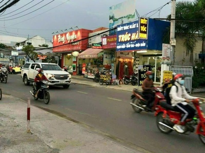 Gấp 2 mt cực đẹp   phan văn hớn   bà điểm, hóc môn   thuê 40tr/tháng 0