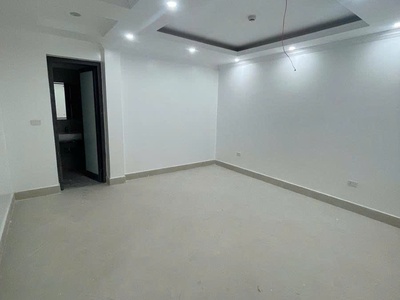 Hạ giá bán nhà mặt phố lò đúc 80m x mt5.5m, xây 7t thang máy, kd đỉnh, giá 65 tỷ. lh: 0366051369 4