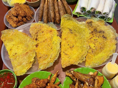 Bánh xèo nem lụi ngon Phạm Ngọc Thạch 0