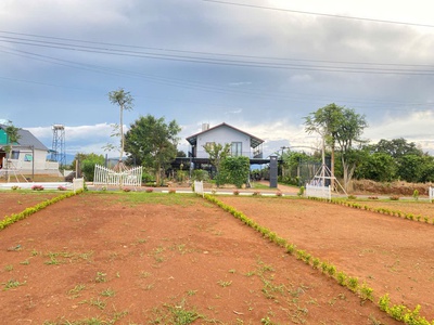  Cần bán lô đất góc 2mặt tiền  giá chỉ 340 TRIỆU   sổ riêng, thổ cư  1