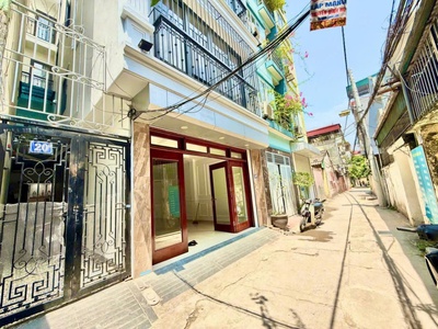 Bán nhà 5 tầng mới ngõ 193 bồ đề   long biên   giá 13.8 tỷ liên hệ chính chủ: 0383 150 180 2