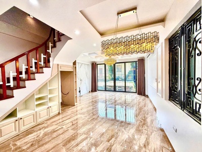 Bán nhà 5 tầng mới ngõ 193 bồ đề   long biên   giá 13.8 tỷ liên hệ chính chủ: 0383 150 180 0