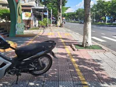 Nhà 2t 135m2 đất mặt tiền lê văn hiến   đường 30m   lề 7m   tt hòa hải   giá hơn 13 tỷ 1