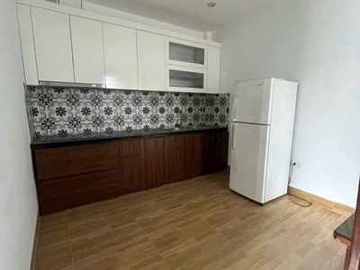 Nhà đẹp lô góc 42m   4 ngủ   gần vinhomes long biên   nhỉnh 5 tỷ 4
