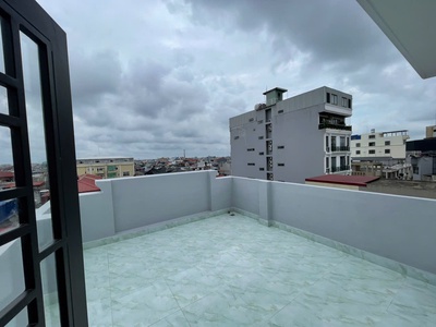 Cho thuê nhà Văn Cao xây mới 8 p.ngủ khép kín  90m2 . 9