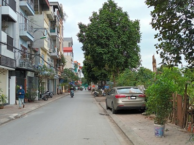 Chính chủ bán nhà 3 tầng   hai mặt đường ô tô tránh   pháp lý rõ ràng   giá tốt nhất khu vực 0
