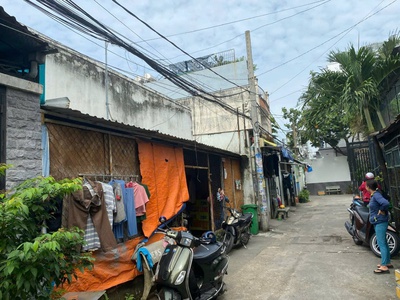 Cần tiền bán gấp 2 căn nhà câp 4 liền kề  phường tân hưng thuận, quận 12. tp hcm 3